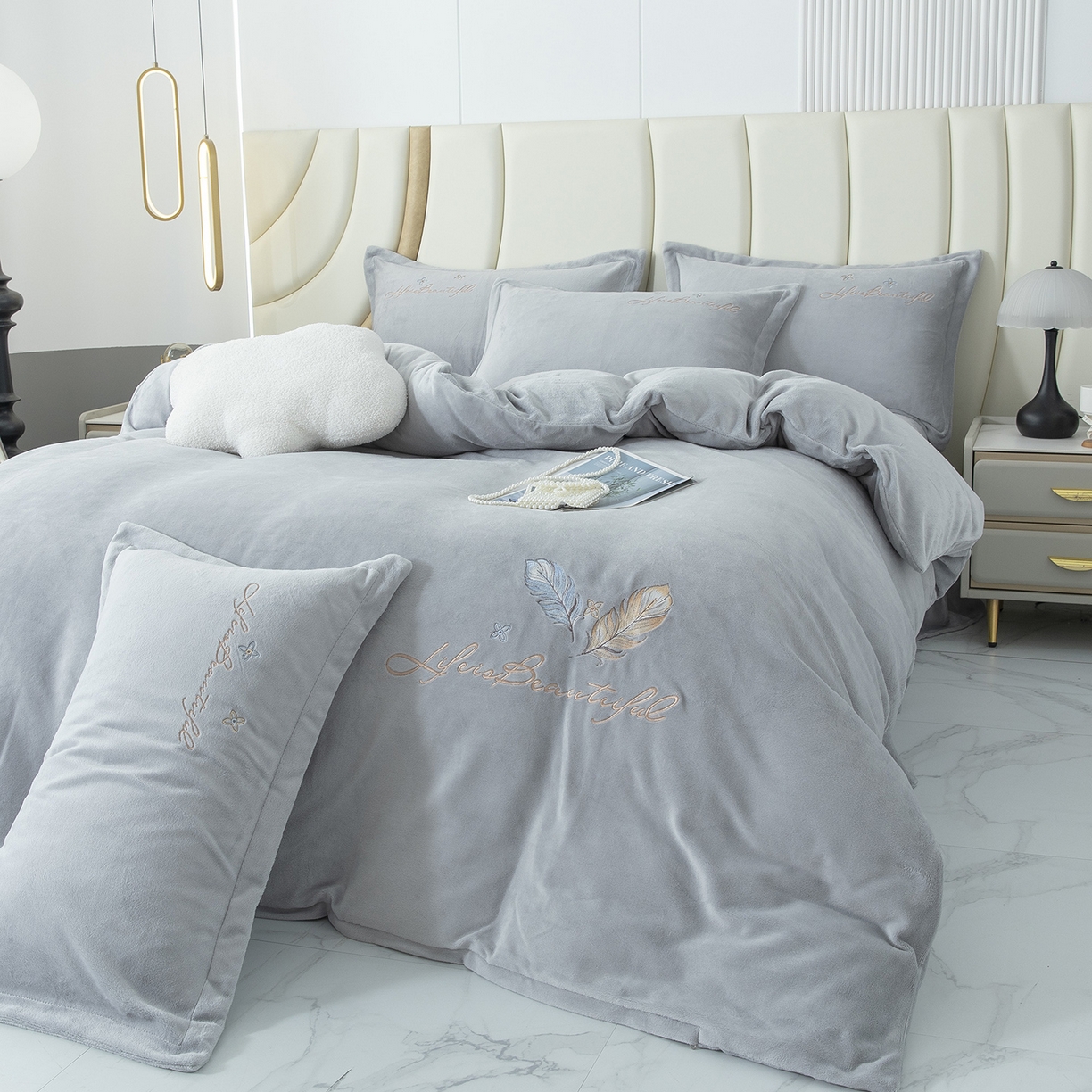 91家纺网 家纺一手货源 找家纺 （总）昊翔家纺 2025新款牛奶绒刺绣四件套羽魅