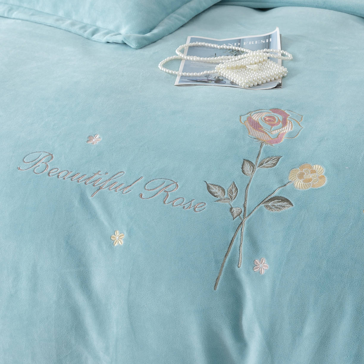 91家纺网 家纺一手货源 找家纺 （总）昊翔家纺 2025新款牛奶绒刺绣四件套-花语