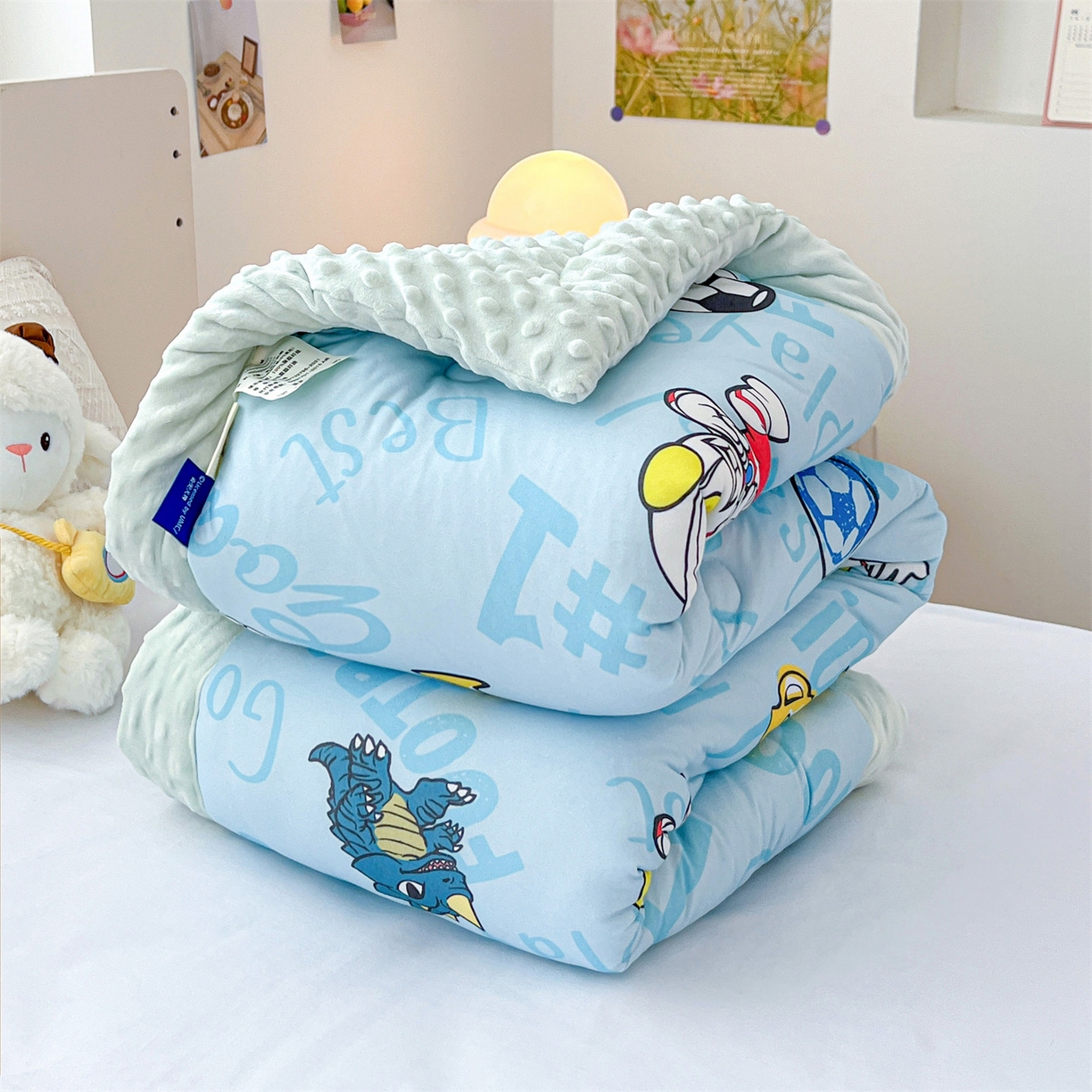 91家纺网 家纺一手货源 找家纺 名兮家居 2025新款经典奥特曼三丽鸥豆豆被被子被芯 世界杯