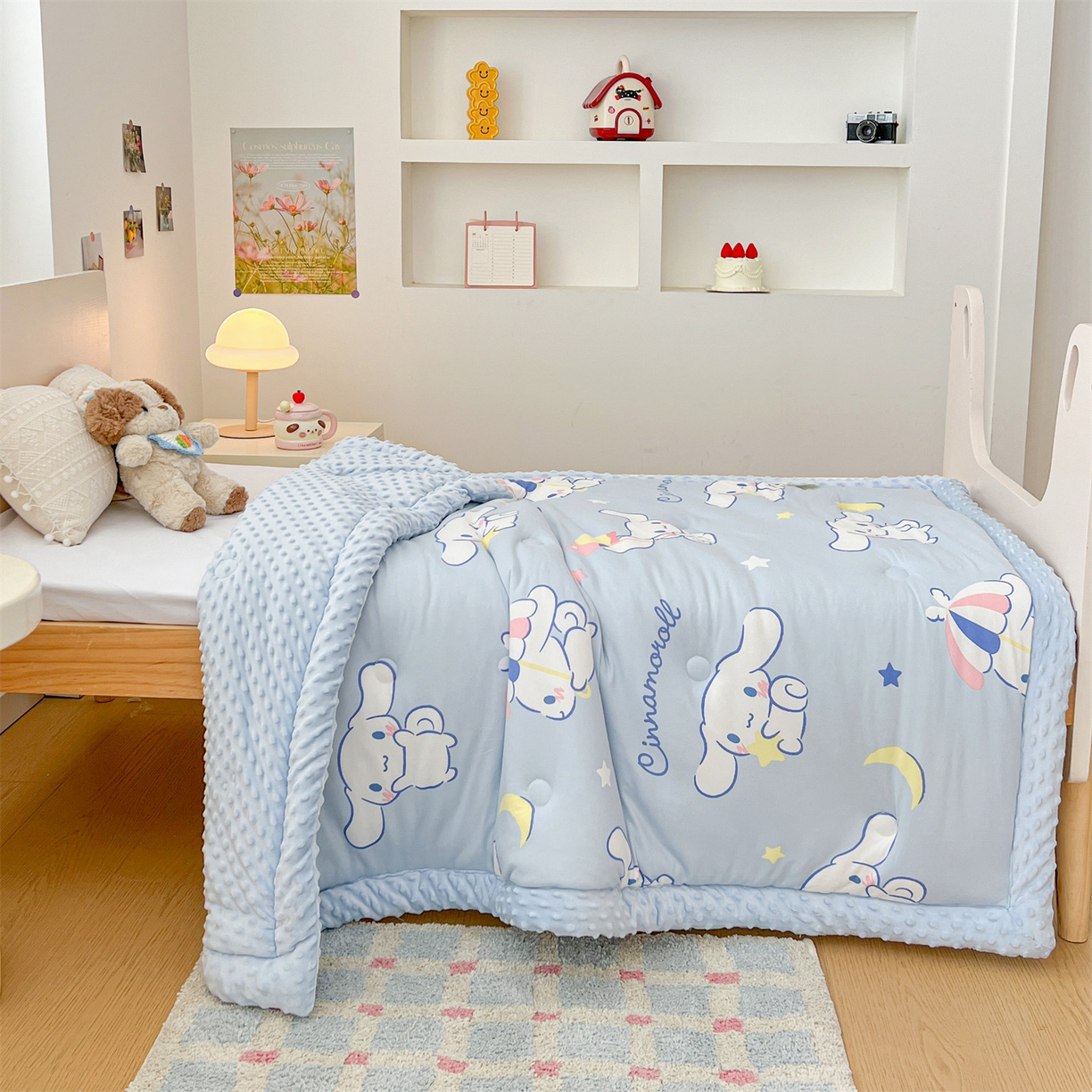 91家纺网 家纺一手货源 找家纺 名兮家居 2025新款经典奥特曼三丽鸥豆豆被被子被芯 气球玉桂狗