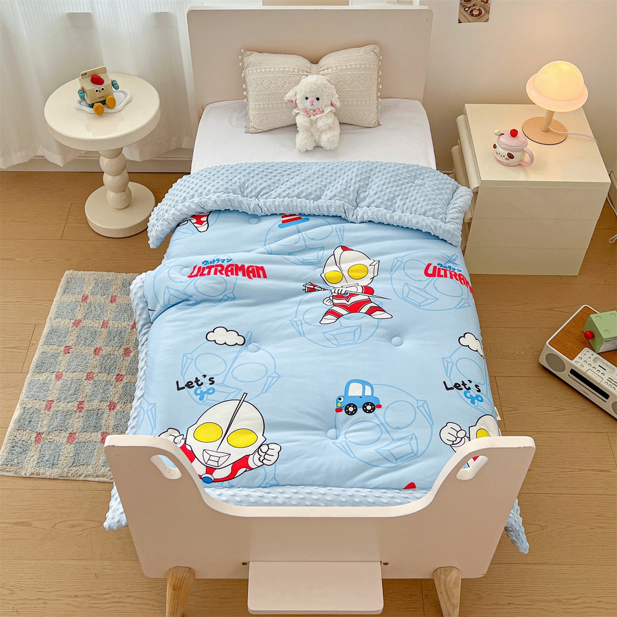 91家纺网 家纺一手货源 找家纺 名兮家居 2025新款经典奥特曼三丽鸥豆豆被被子被芯 奥特兄弟