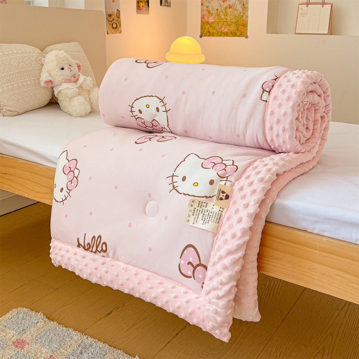 91家纺网 家纺一手货源 找家纺 名兮家居 2025新款经典奥特曼三丽鸥豆豆被被子被芯 呆萌kt