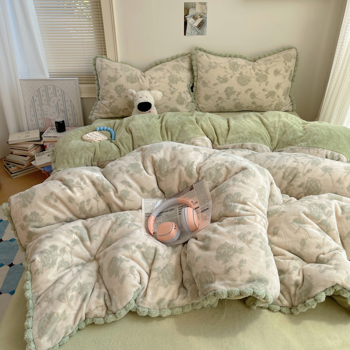 91家纺网 家纺一手货源 找家纺 （总）十里居 2025新款法式复古兔毛球雕花牛奶绒四件套