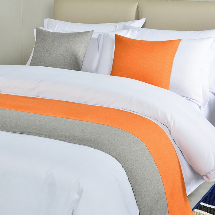 91家纺网 家纺一手货源 找家纺 万花酒店布草 2025新款纯色双拼织带床尾巾 双拼橙+灰