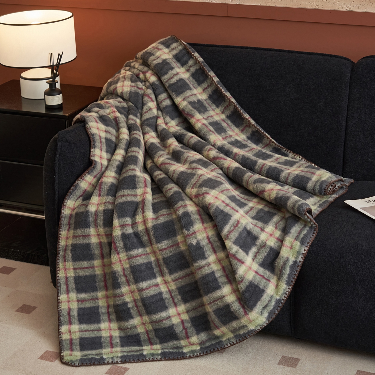 91家纺网 家纺一手货源 找家纺 寐绸家纺 2025新款230g双层羊绒牛奶绒毛毯 双层毛毯-雾里青格