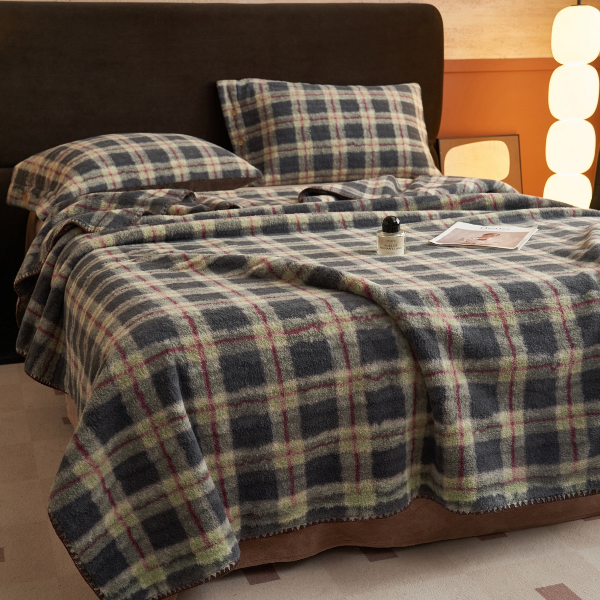 91家纺网 家纺一手货源 找家纺 寐绸家纺 2025新款230g双层羊绒牛奶绒毛毯 双层毛毯-雾里青格