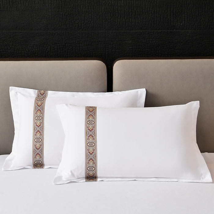 91家纺网 家纺一手货源 找家纺 万花酒店布草 2025新款酒店民宿专用四件套 紫色彩条普通款