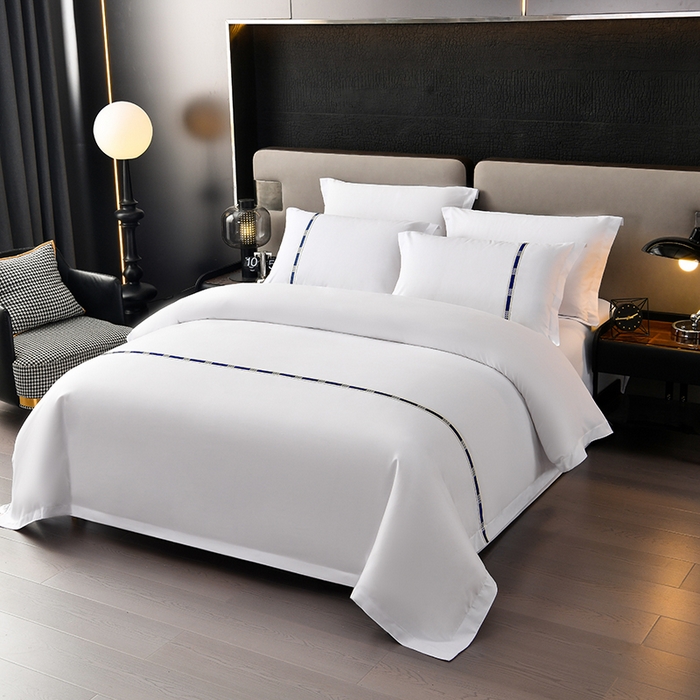 91家纺网 家纺一手货源 找家纺 万花酒店布草 2025新款酒店民宿专用四件套 经典蓝色彩条加厚款