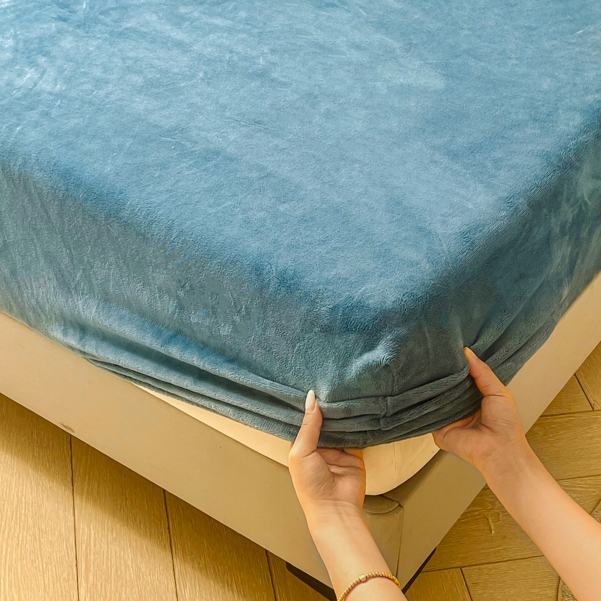 91家纺网 家纺一手货源 找家纺 （总）恬澳家纺 2025新款200g高克重牛奶绒床笠单品床笠单件单床笠