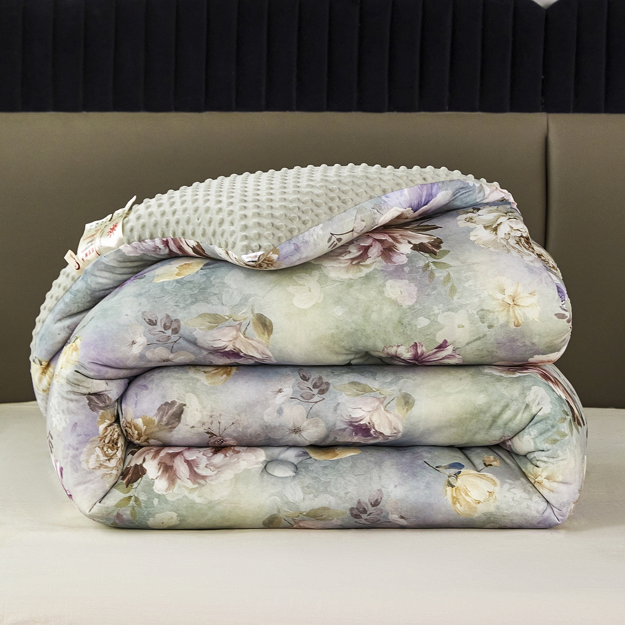 91家纺网 家纺一手货源 找家纺 缔锦家纺 2025新款虫草针织养肤豆豆被被子被芯 清醉-绿