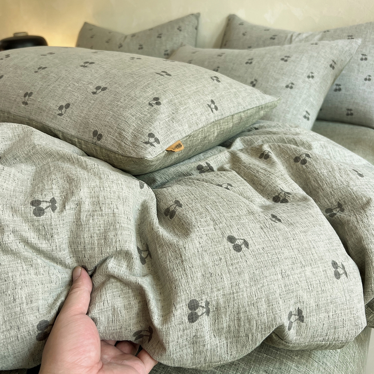 91家纺网 家纺一手货源 找家纺 灿哈家纺 2025新款复古风仿麻四件套 晓雅