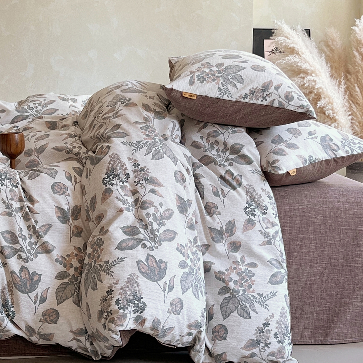 灿哈家纺 2025新款复古风仿麻四件套 绚烂