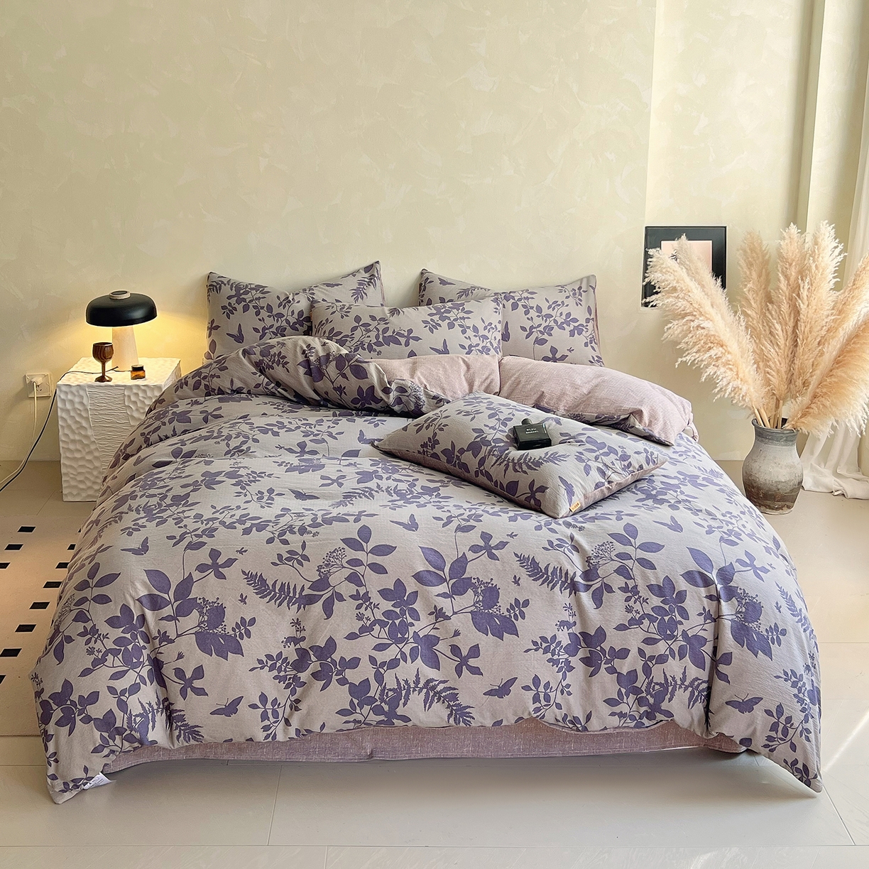 91家纺网 家纺一手货源 找家纺 灿哈家纺 2025新款复古风仿麻四件套 紫叶倾城