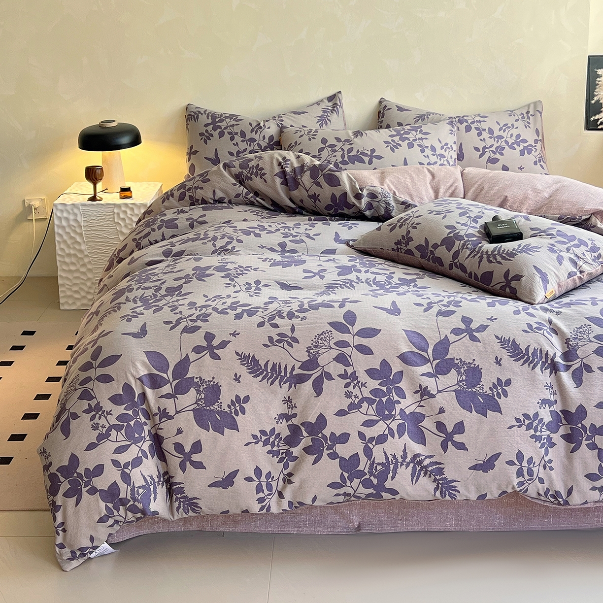 91家纺网 家纺一手货源 找家纺 灿哈家纺 2025新款复古风仿麻四件套 紫叶倾城