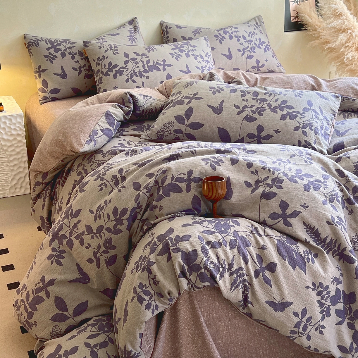 91家纺网 家纺一手货源 找家纺 灿哈家纺 2025新款复古风仿麻四件套 紫叶倾城