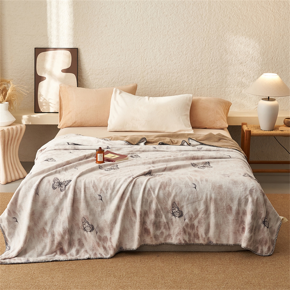 91家纺网 家纺一手货源 找家纺 寐绸家纺 2025新款棉麻风数码印花牛奶绒毛毯 棉麻风毛毯-梦蝶