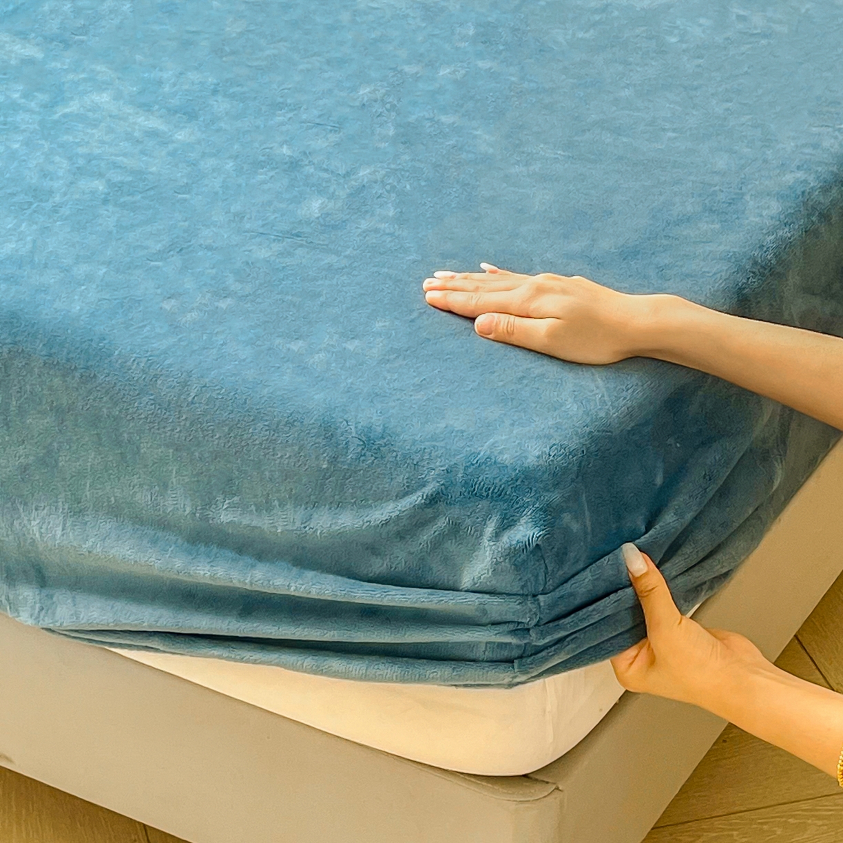 91家纺网 家纺一手货源 找家纺 恬澳家纺 2025新款200g高克重牛奶绒床笠单品床笠单件单床笠 暖阳-宝石蓝