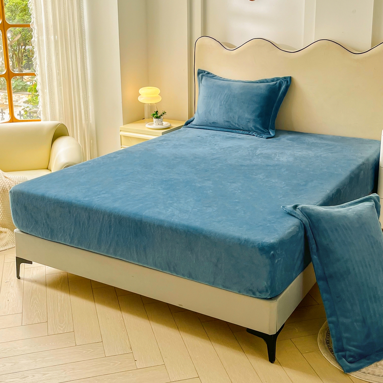 91家纺网 家纺一手货源 找家纺 恬澳家纺 2025新款200g高克重牛奶绒床笠单品床笠单件单床笠 暖阳-宝石蓝