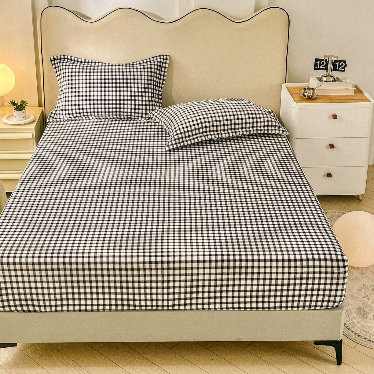 91家纺网 家纺一手货源 找家纺 恬澳家纺 2025新款200g高克重牛奶绒床笠单品床笠单件单床笠 暖阳-黑白格