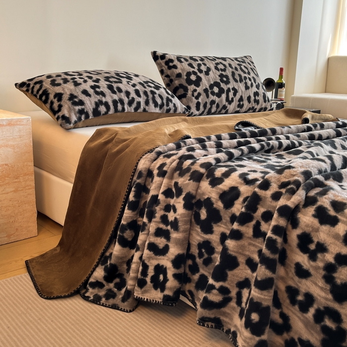 91家纺网 家纺一手货源 找家纺 （总）子曰 2025新款A类美拉德兔绒复合毯系列