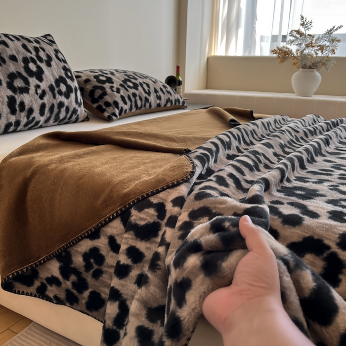 91家纺网 家纺一手货源 找家纺 （总）子曰 2025新款A类美拉德兔绒复合毯系列