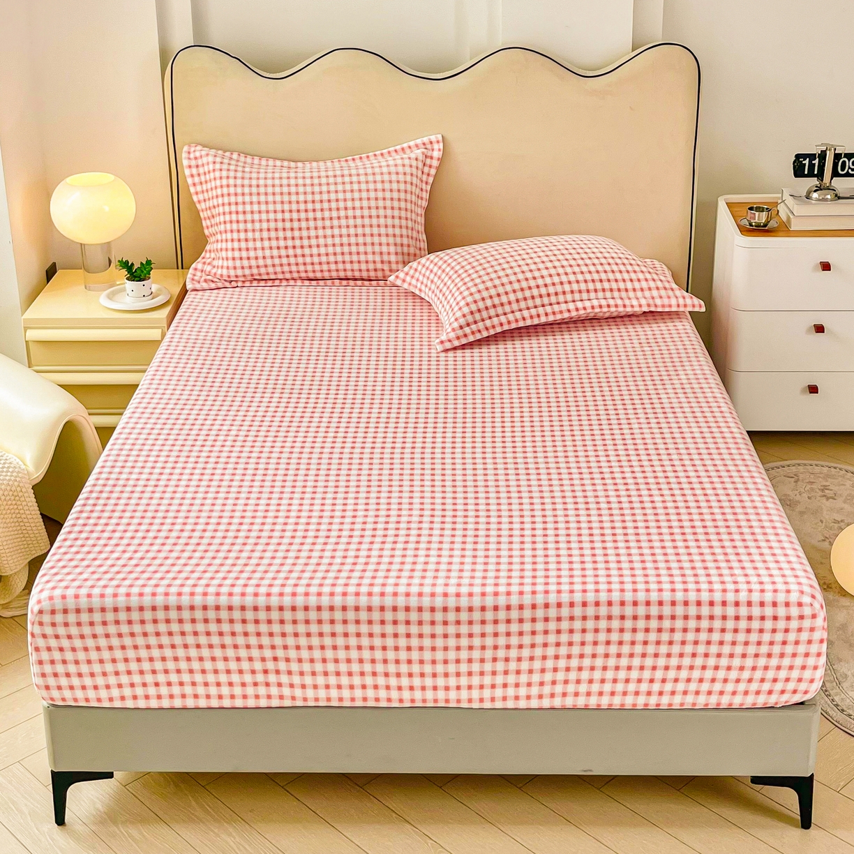 91家纺网 家纺一手货源 找家纺 恬澳家纺 2025新款200g高克重牛奶绒床笠单品床笠单件单床笠 暖阳-蜜桃格