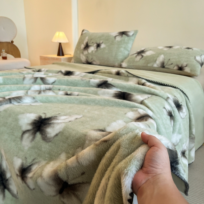 91家纺网 家纺一手货源 找家纺 子曰 2025新款A类美拉德兔绒复合毯系列 美拉德毛毯-蝶舞绿