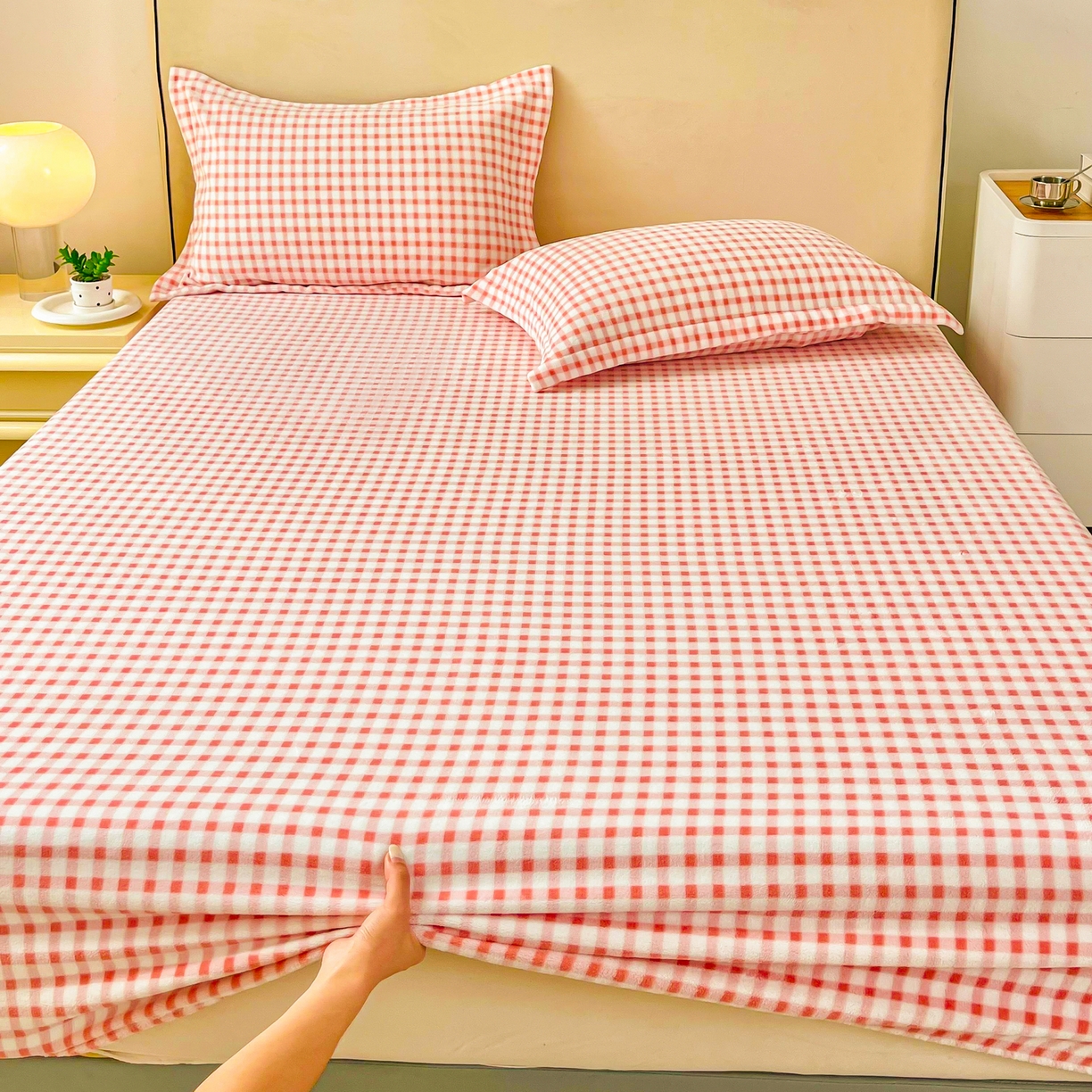 91家纺网 家纺一手货源 找家纺 恬澳家纺 2025新款200g高克重牛奶绒床笠单品床笠单件单床笠 暖阳-蜜桃格