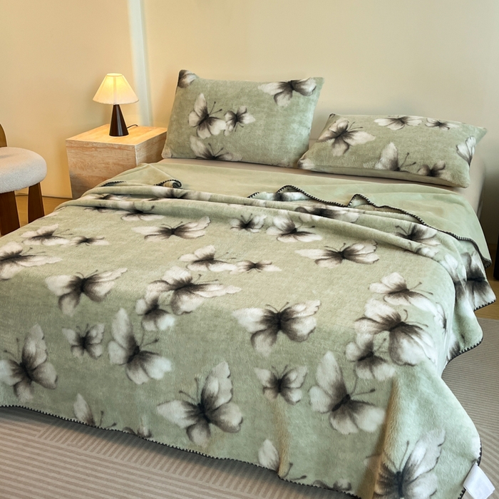 91家纺网 家纺一手货源 找家纺 子曰 2025新款A类美拉德兔绒复合毯系列 美拉德毛毯-蝶舞绿