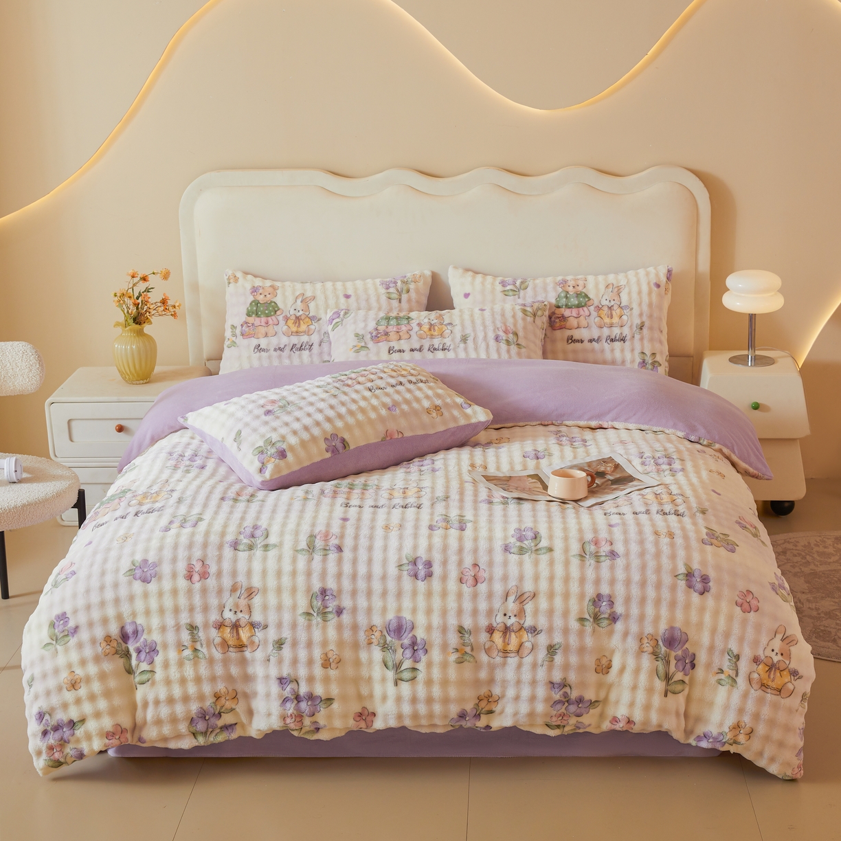 91家纺网 家纺一手货源 找家纺 巧格家纺 2025新款A类加厚泡泡牛奶绒印花工艺立体泡泡四件套（买家秀联系商家） 兔子和熊