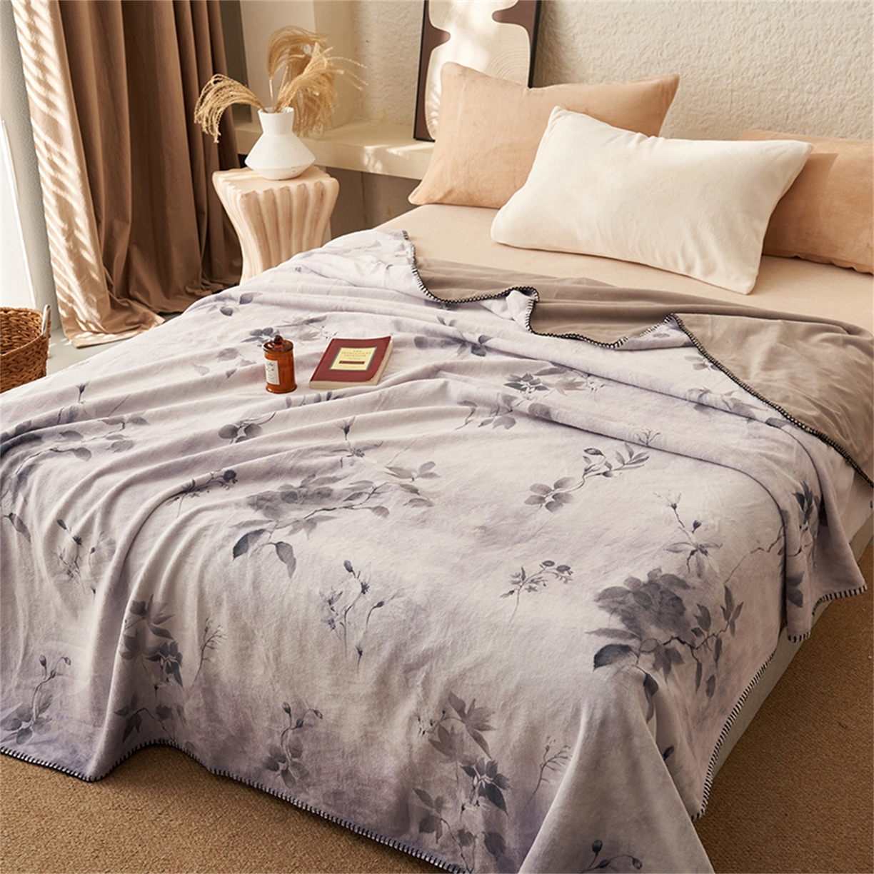 91家纺网 家纺一手货源 找家纺 寐绸家纺 2025新款棉麻风数码印花牛奶绒毛毯 棉麻风毛毯-墨蓝