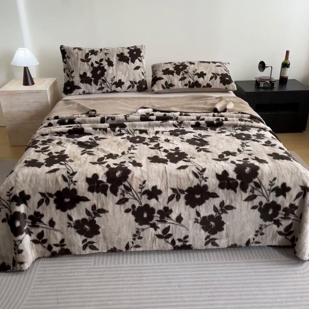 91家纺网 家纺一手货源 找家纺 子曰 2025新款A类美拉德兔绒复合毯系列 美拉德毛毯-花语