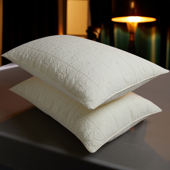 91家纺网 家纺一手货源 找家纺 （总）晚儿 2025新款全棉蚕丝蛋白护颈枕-蝶屿