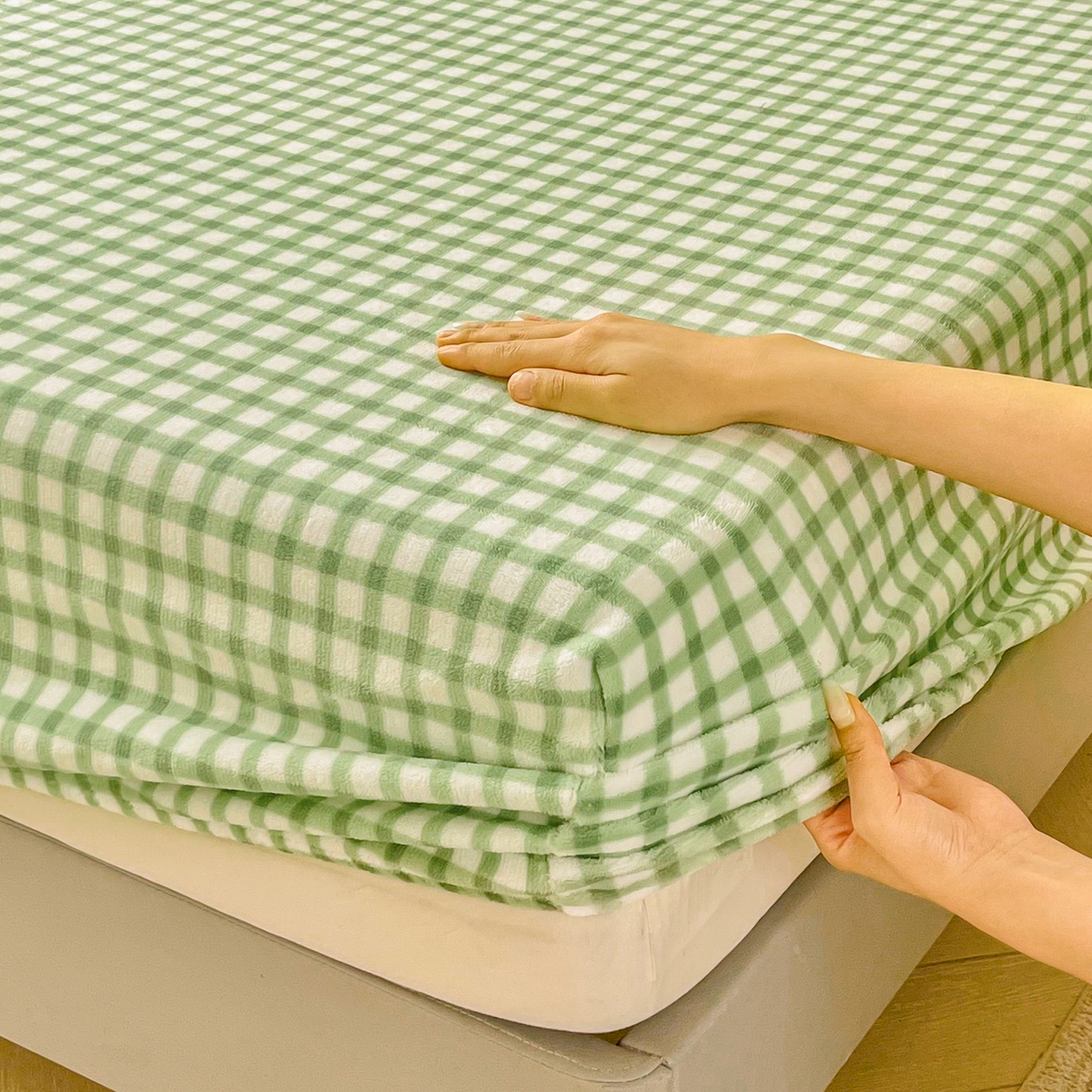 91家纺网 家纺一手货源 找家纺 恬澳家纺 2025新款200g高克重牛奶绒床笠单品床笠单件单床笠 暖阳-抹茶格