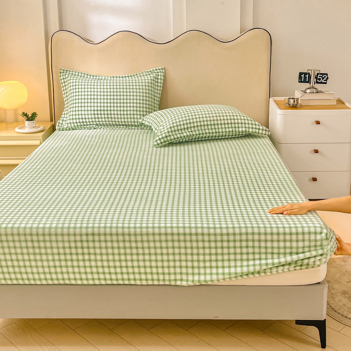 91家纺网 家纺一手货源 找家纺 恬澳家纺 2025新款200g高克重牛奶绒床笠单品床笠单件单床笠 暖阳-抹茶格