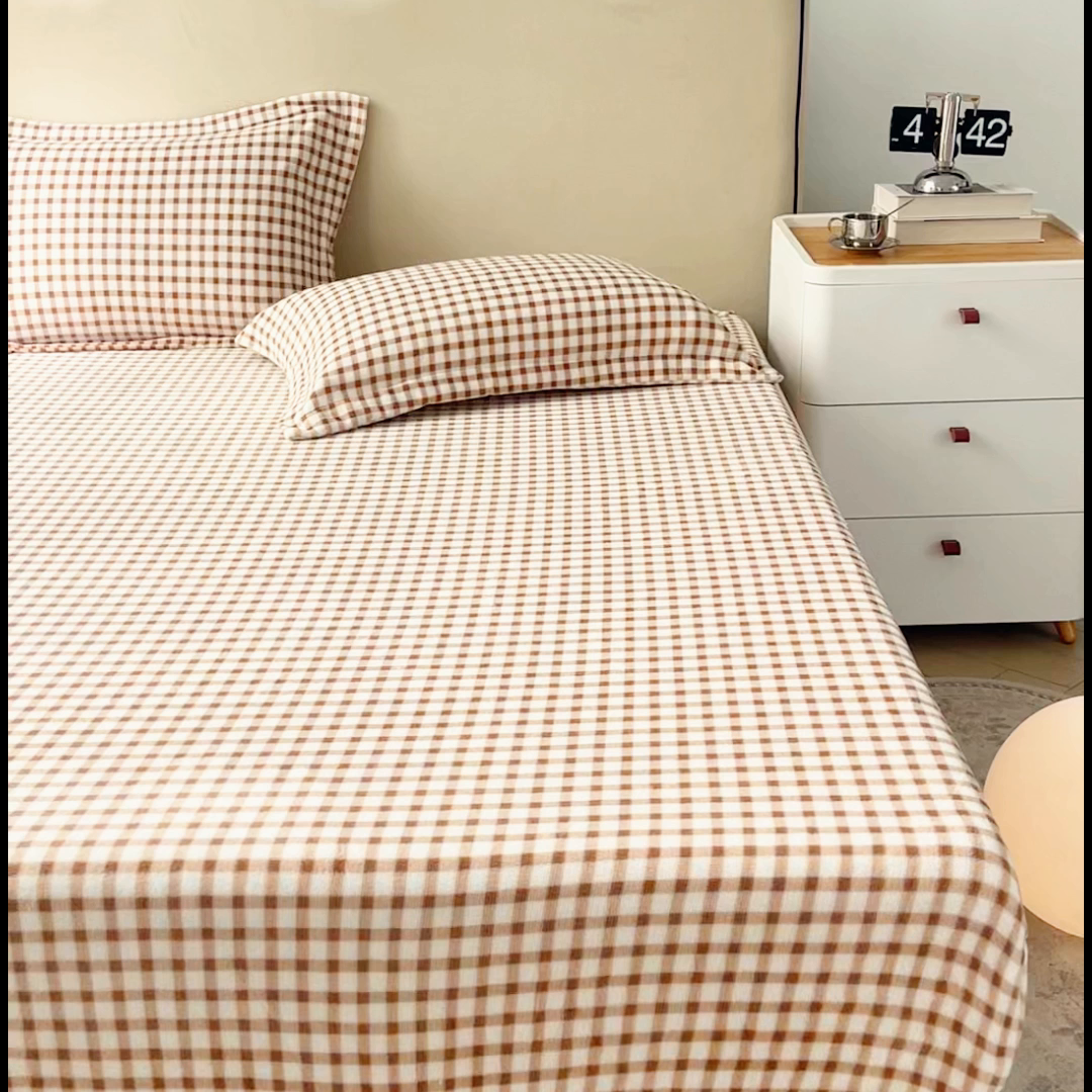 91家纺网 家纺一手货源 找家纺 恬澳家纺 2025新款200g高克重牛奶绒床笠单品床笠单件单床笠 暖阳-奶咖格