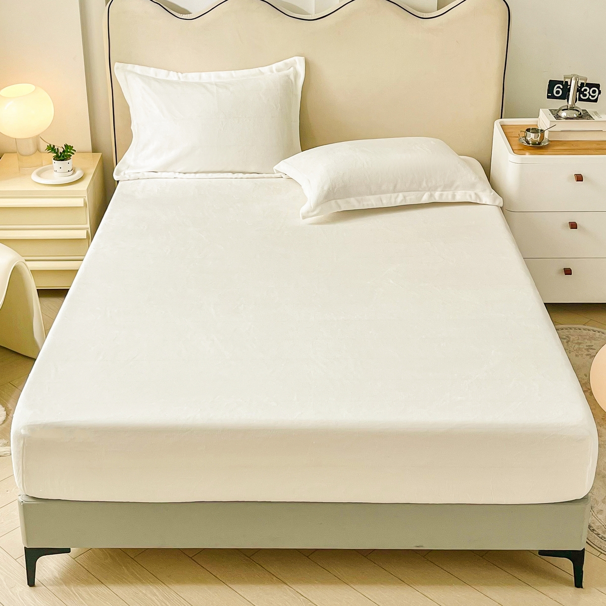 91家纺网 家纺一手货源 找家纺 恬澳家纺 2025新款200g高克重牛奶绒床笠单品床笠单件单床笠 暖阳-奶油白