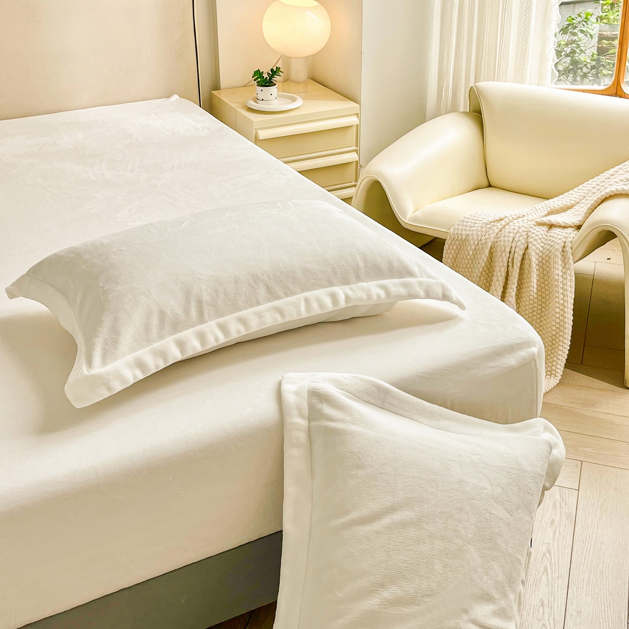 91家纺网 家纺一手货源 找家纺 恬澳家纺 2025新款200g高克重牛奶绒床笠单品床笠单件单床笠 暖阳-奶油白