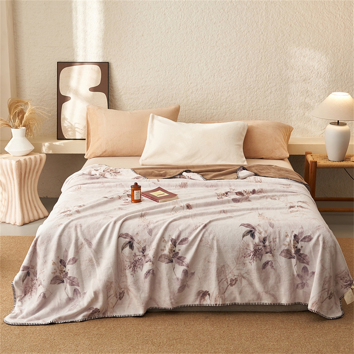 91家纺网 家纺一手货源 找家纺 寐绸家纺 2025新款棉麻风数码印花牛奶绒毛毯 棉麻风毛毯-相伴