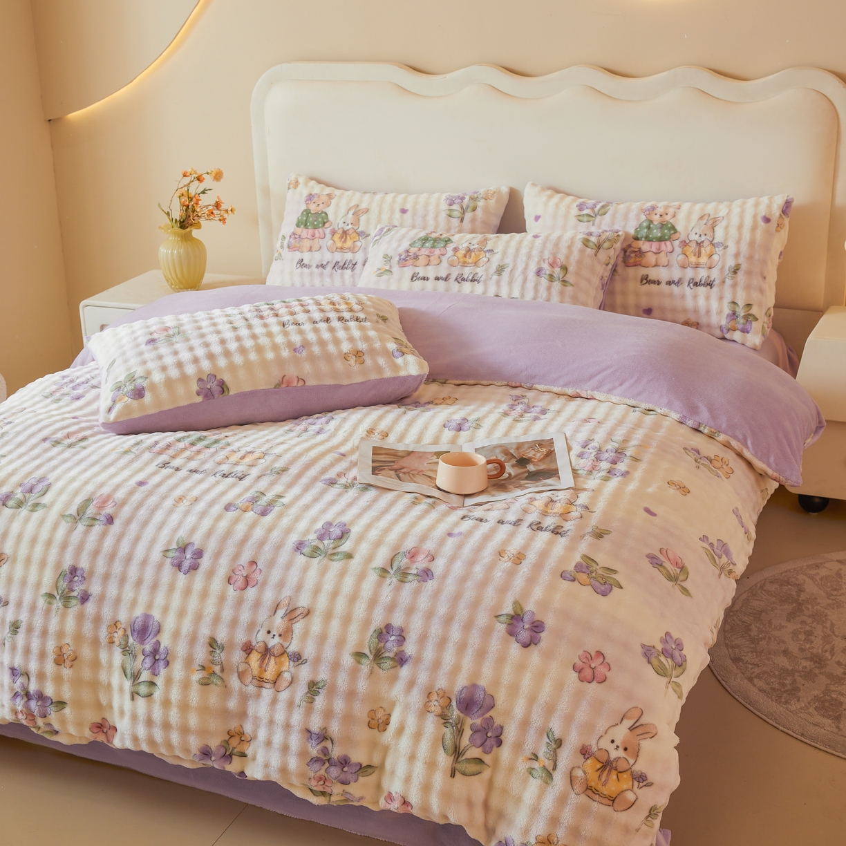 91家纺网 家纺一手货源 找家纺 巧格家纺 2025新款A类加厚泡泡牛奶绒印花工艺立体泡泡四件套（买家秀联系商家） 兔子和熊