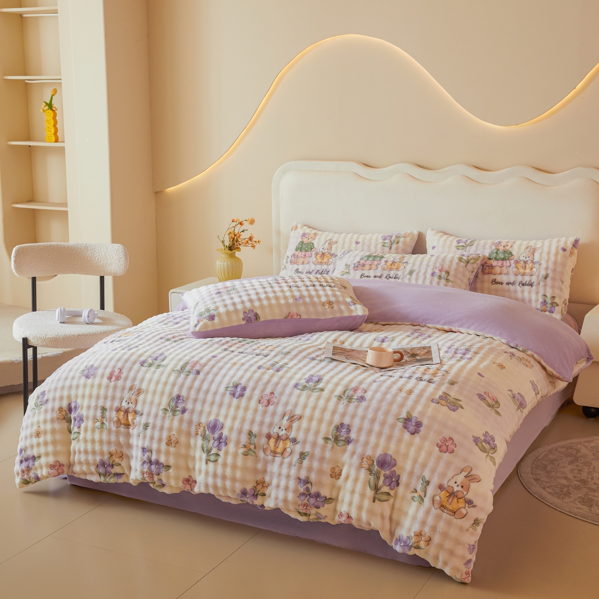 91家纺网 家纺一手货源 找家纺 巧格家纺 2025新款A类加厚泡泡牛奶绒印花工艺立体泡泡四件套（买家秀联系商家） 兔子和熊