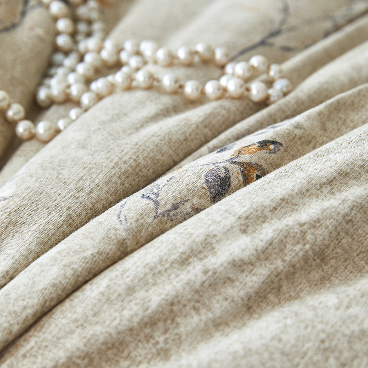 91家纺网 家纺一手货源 找家纺 缔锦家纺 2025新款亚麻豆豆被被子被芯 茶语浅梦