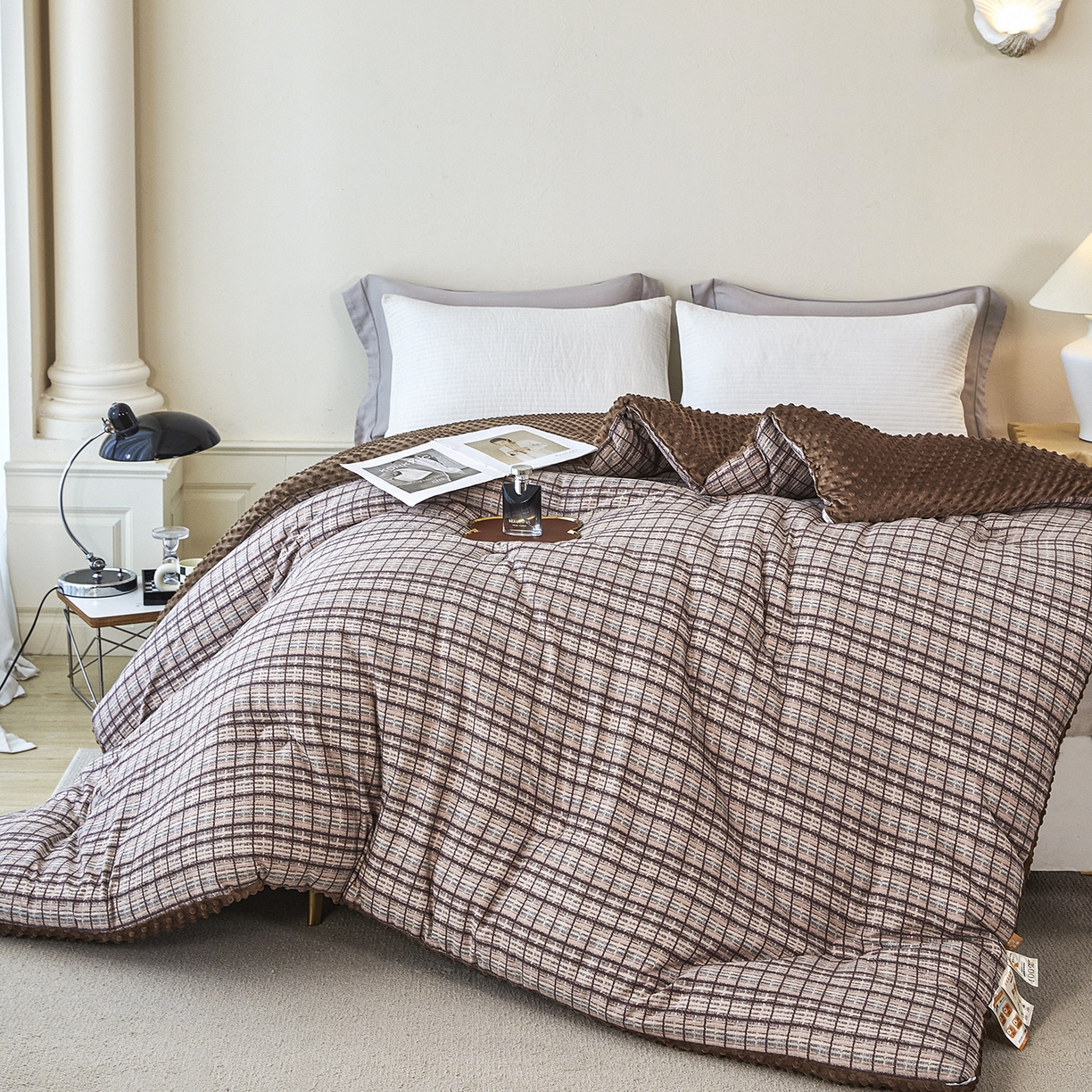 91家纺网 家纺一手货源 找家纺 缔锦家纺 2025新款亚麻豆豆被被子被芯 拂晓