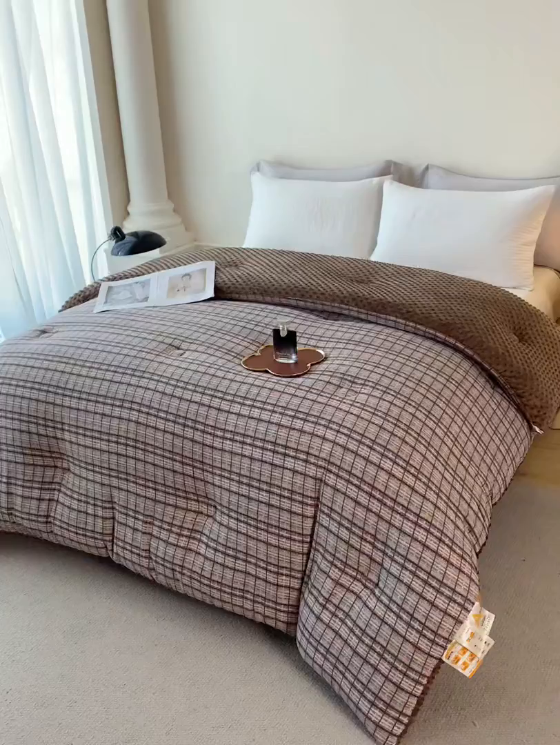 91家纺网 家纺一手货源 找家纺 缔锦家纺 2025新款亚麻豆豆被被子被芯 拂晓