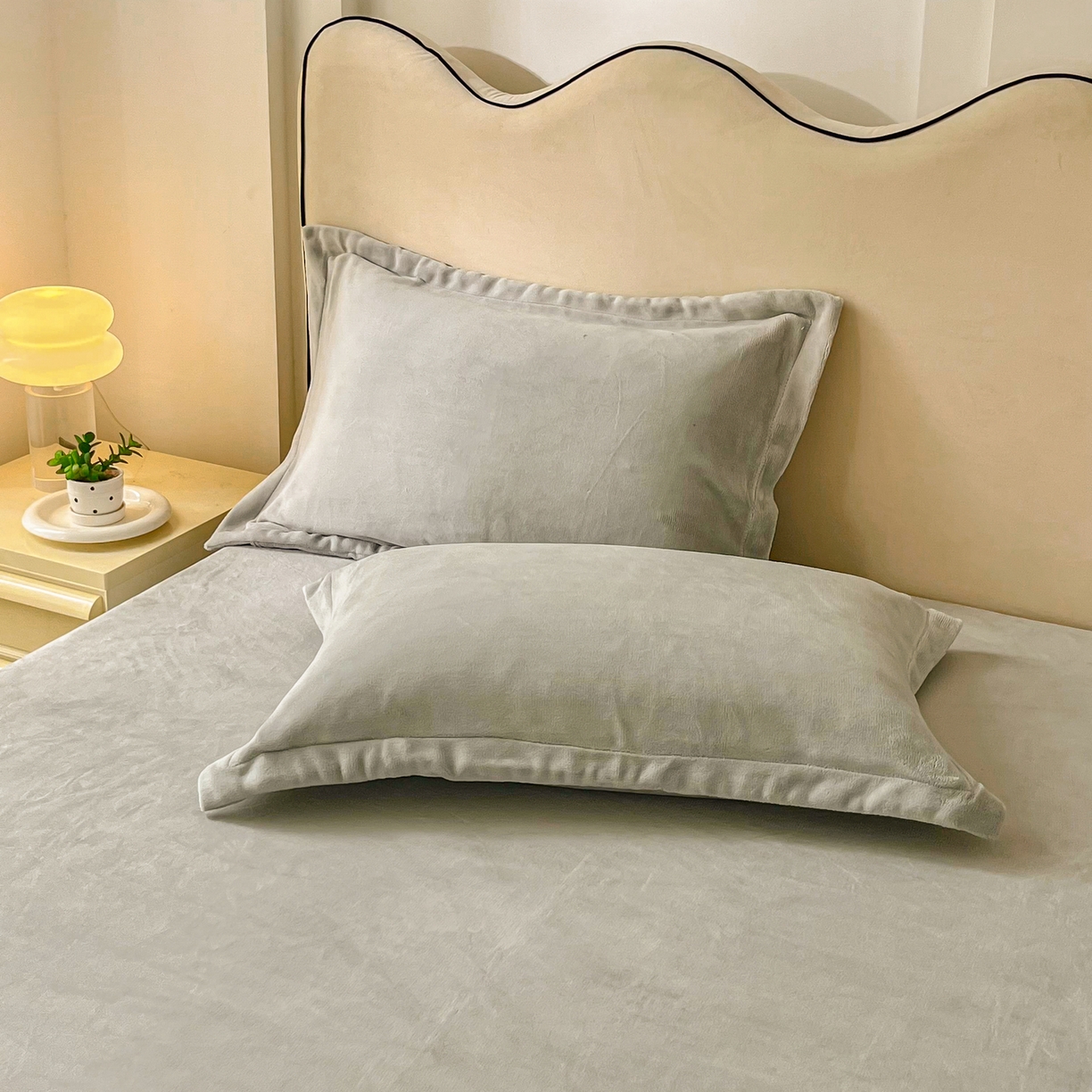 91家纺网 家纺一手货源 找家纺 恬澳家纺 2025新款200g高克重牛奶绒床笠单品床笠单件单床笠 暖阳-浅灰