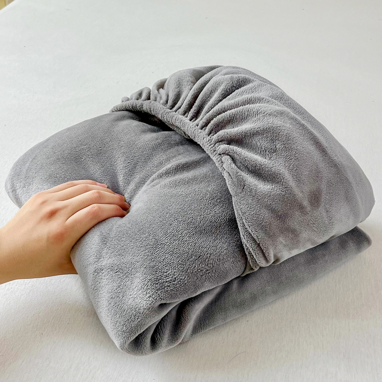 91家纺网 家纺一手货源 找家纺 恬澳家纺 2025新款200g高克重牛奶绒床笠单品床笠单件单床笠 暖阳-深灰