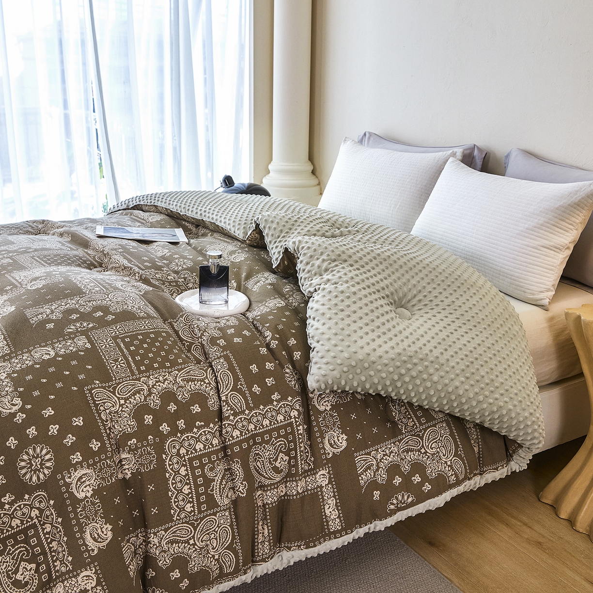 91家纺网 家纺一手货源 找家纺 缔锦家纺 2025新款亚麻豆豆被被子被芯 觅影