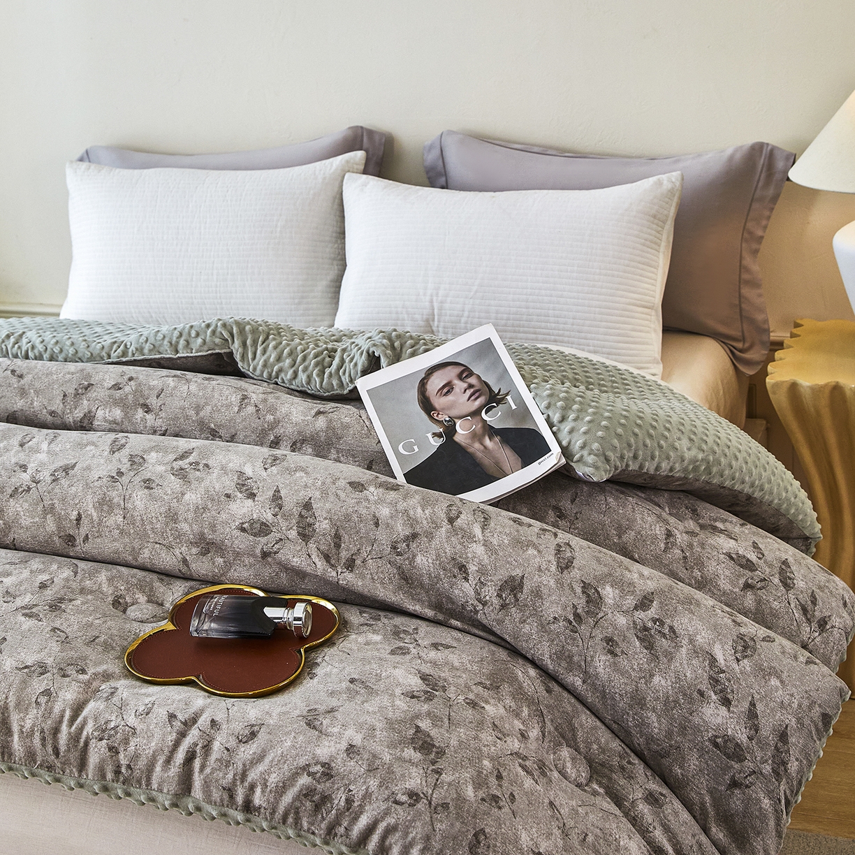 91家纺网 家纺一手货源 找家纺 缔锦家纺 2025新款亚麻豆豆被被子被芯 沐颜