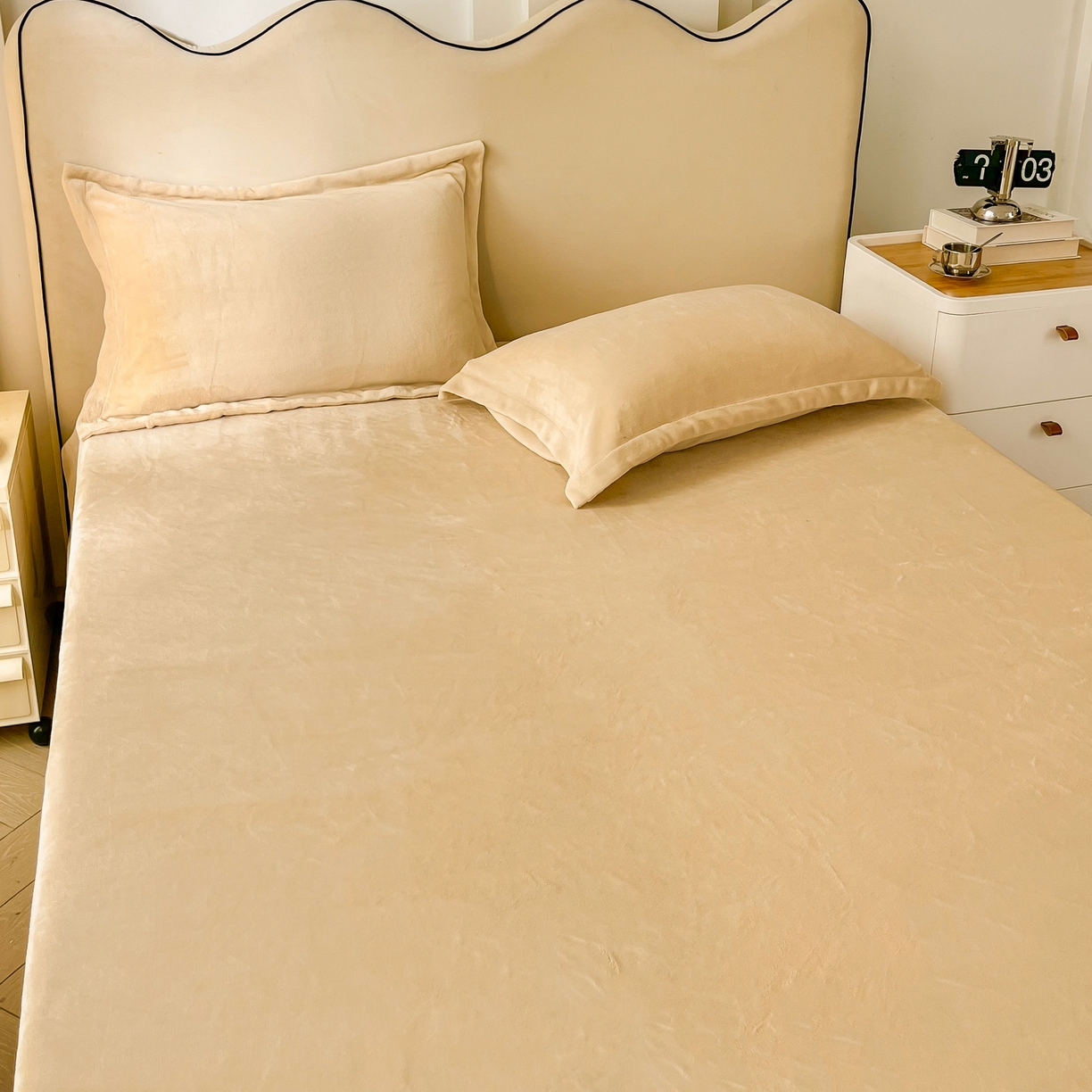 91家纺网 家纺一手货源 找家纺 恬澳家纺 2025新款200g高克重牛奶绒床笠单品床笠单件单床笠 暖阳-香槟