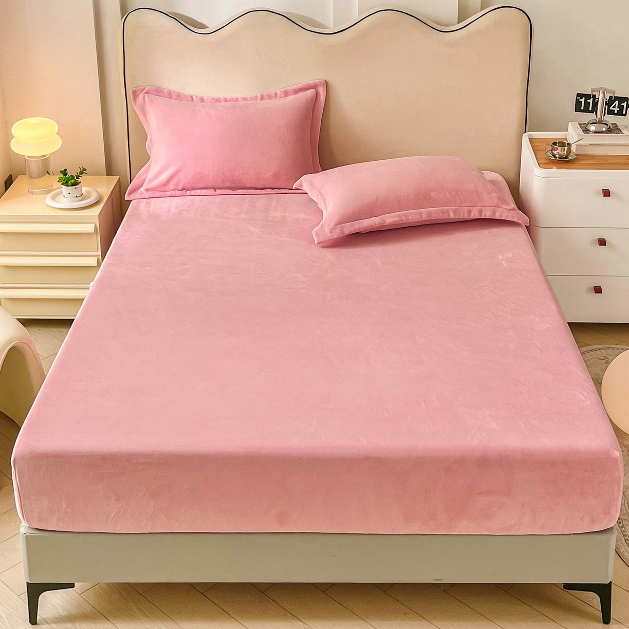 91家纺网 家纺一手货源 找家纺 恬澳家纺 2025新款200g高克重牛奶绒床笠单品床笠单件单床笠 暖阳-樱花粉